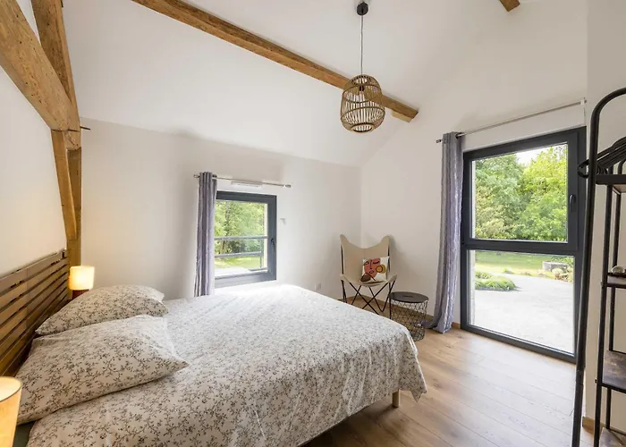 Semesterbostad De Lamourelle *